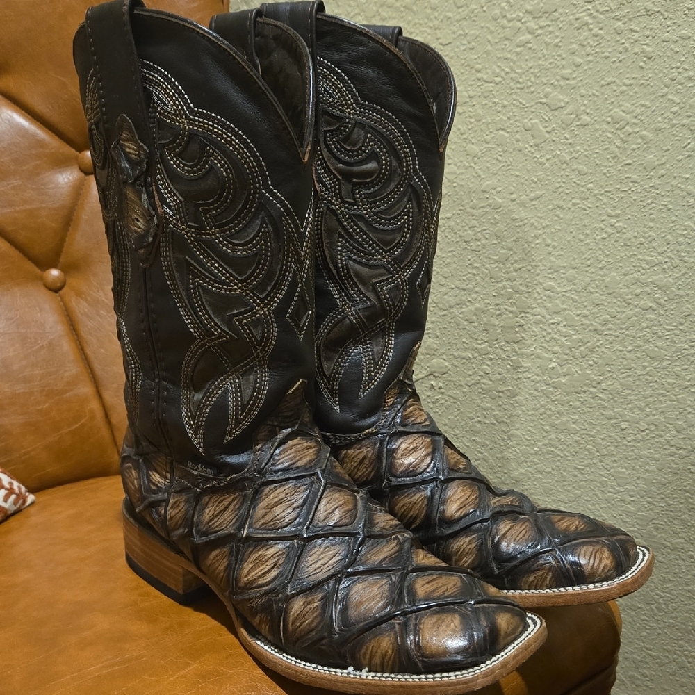 Black and Brown Western Cowboy Boots